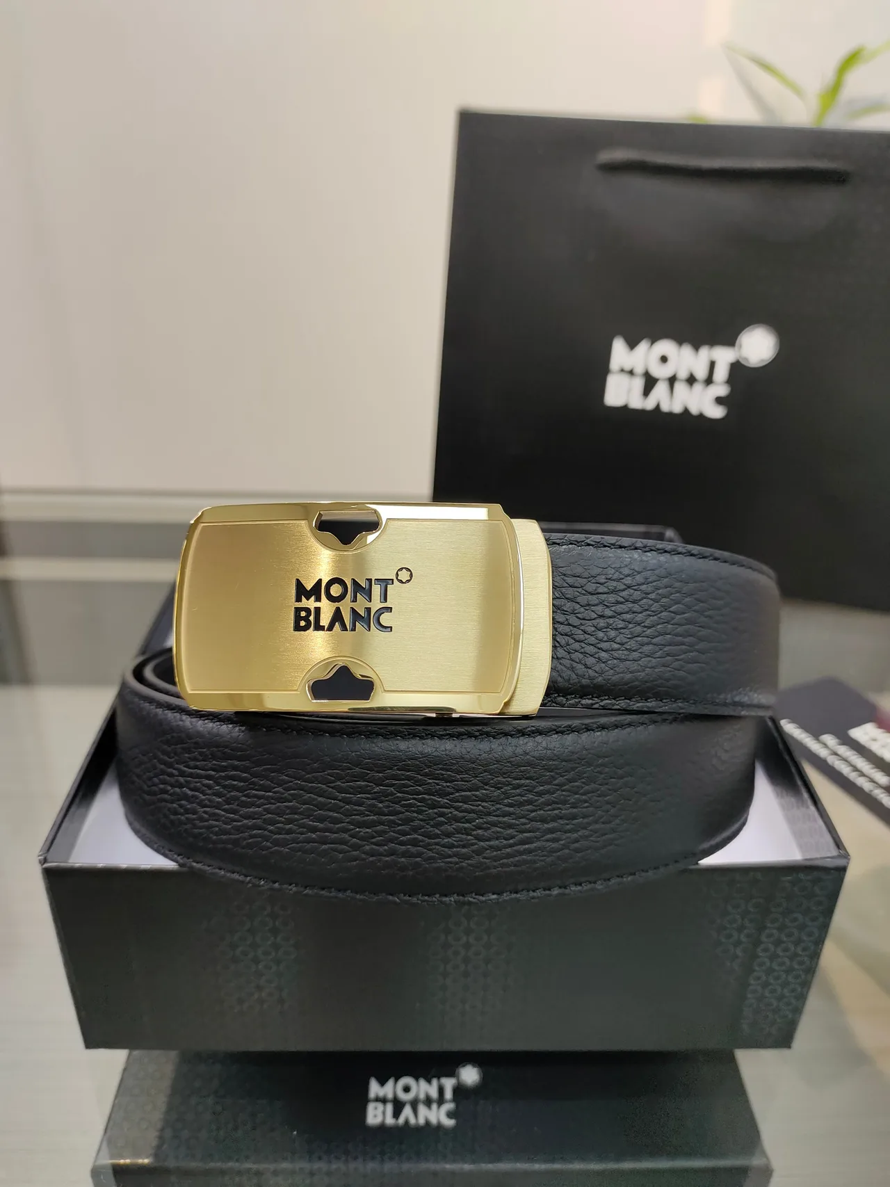 Montblanc Calfskin Pebbled Glossy Belt in Black · view 1