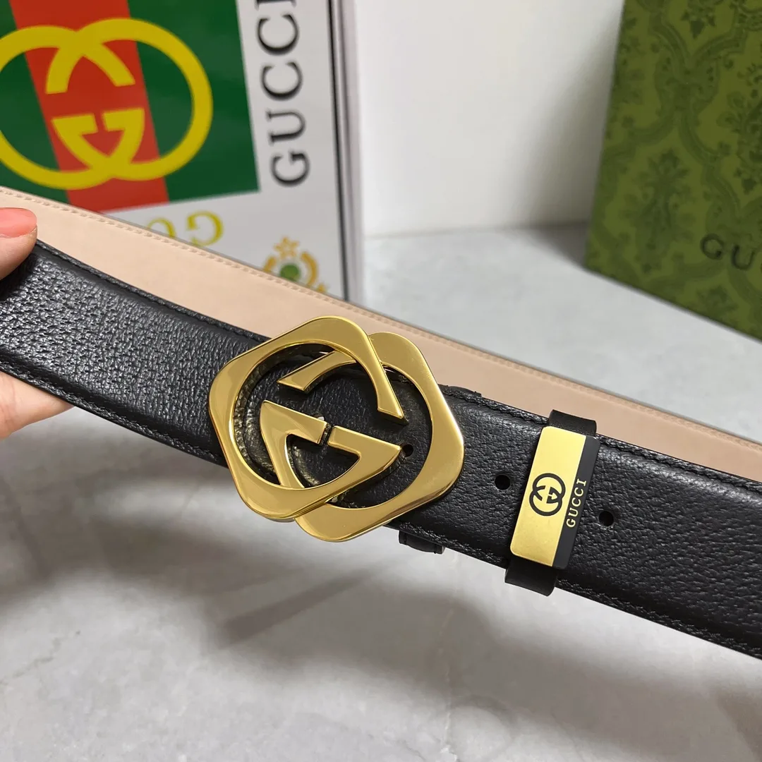 Gucci Cowhide Belt in Black · view 6