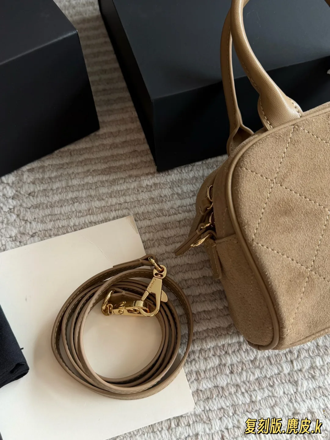 Chanel Quilted Handbag in Tan · view 6