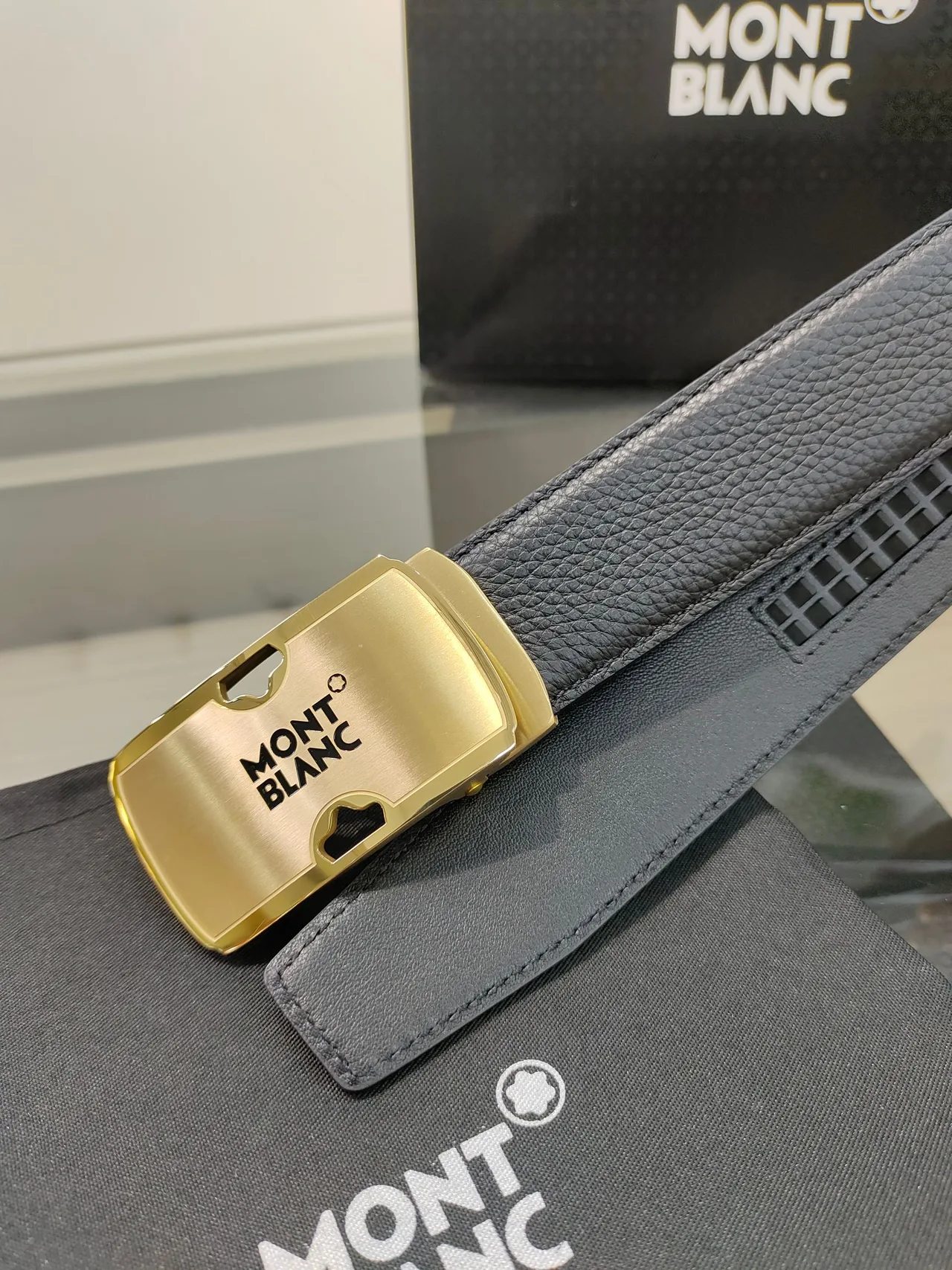 Montblanc Calfskin Pebbled Glossy Belt in Black · view 6