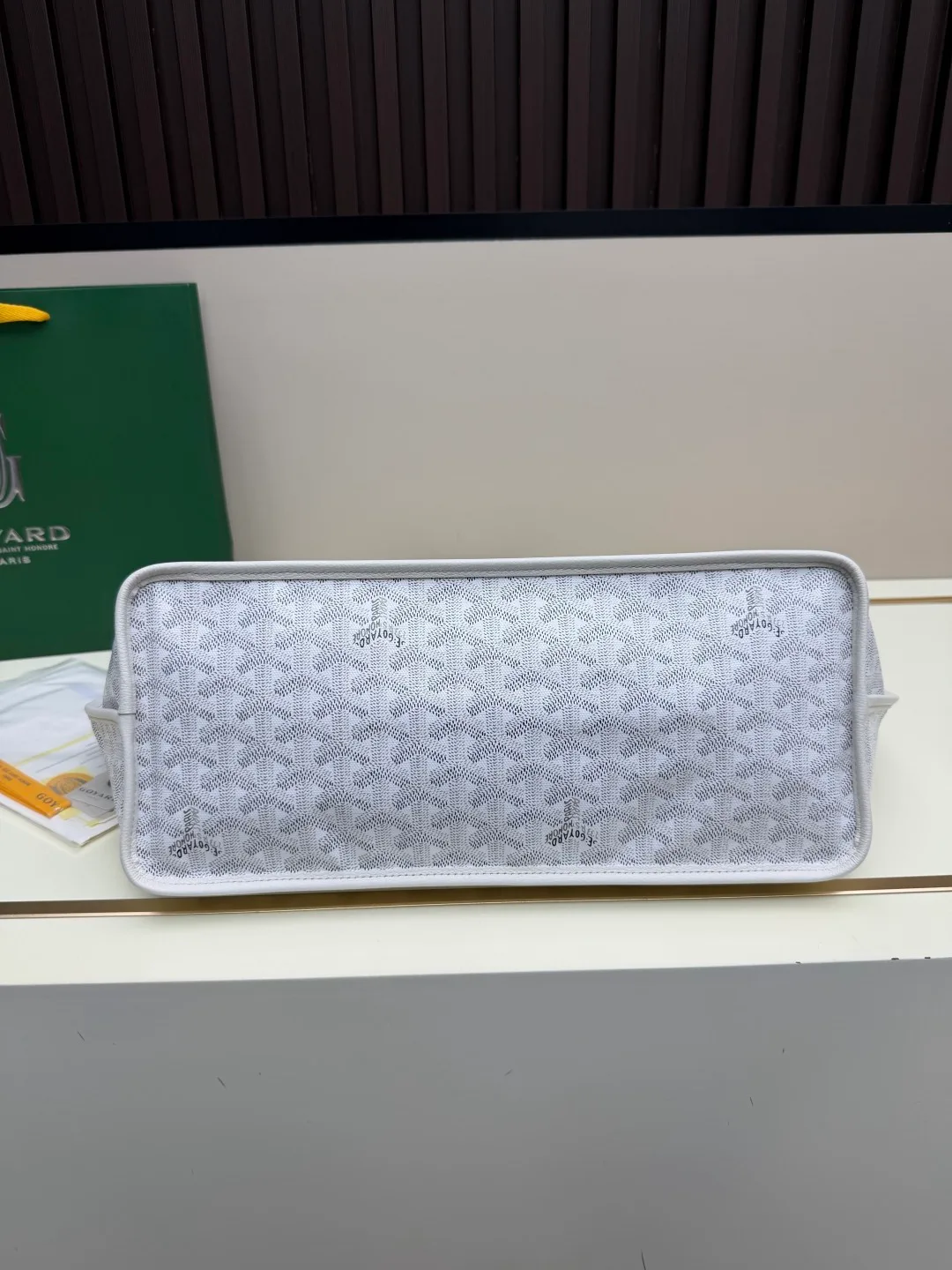 Goyard Canvas Smooth Chevron tote with pictured pouch in White · view 4