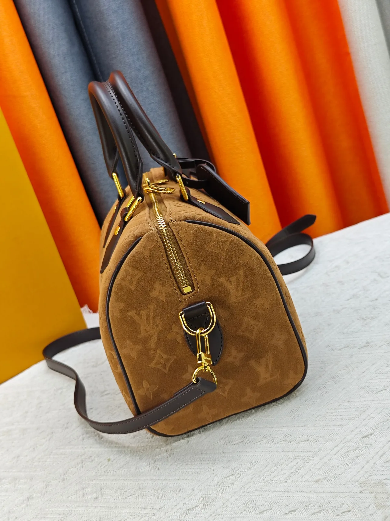Louis Vuitton Speedy Cowhide Handbag in Tan · view 3