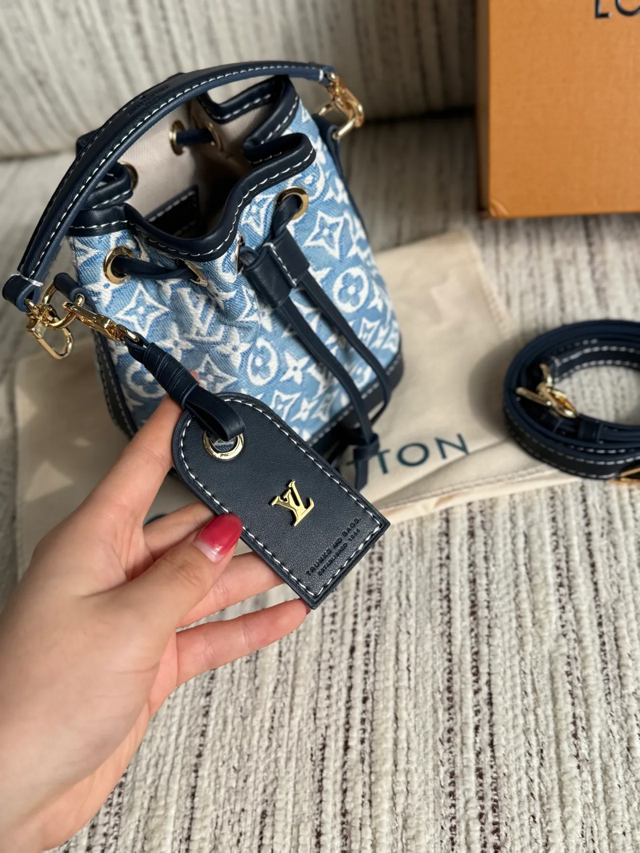 Louis Vuitton Monogram Bucket Bag in Blue · view 6