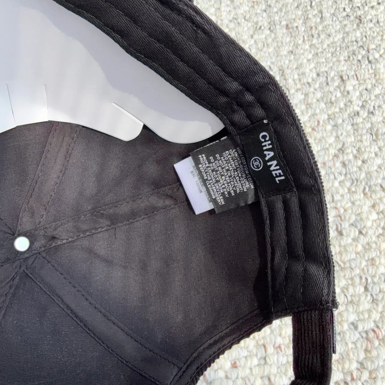 Chanel Baseball Cap in Black · view 8