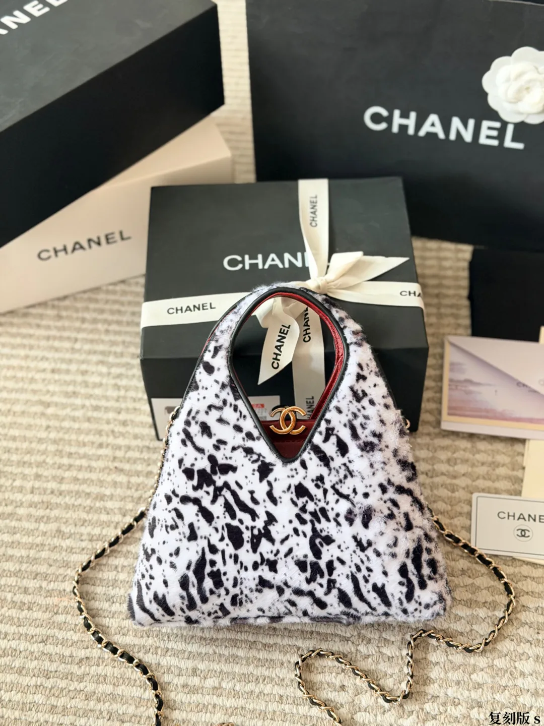 Chanel Calfskin Smooth Crossbody Bag in White · view 2