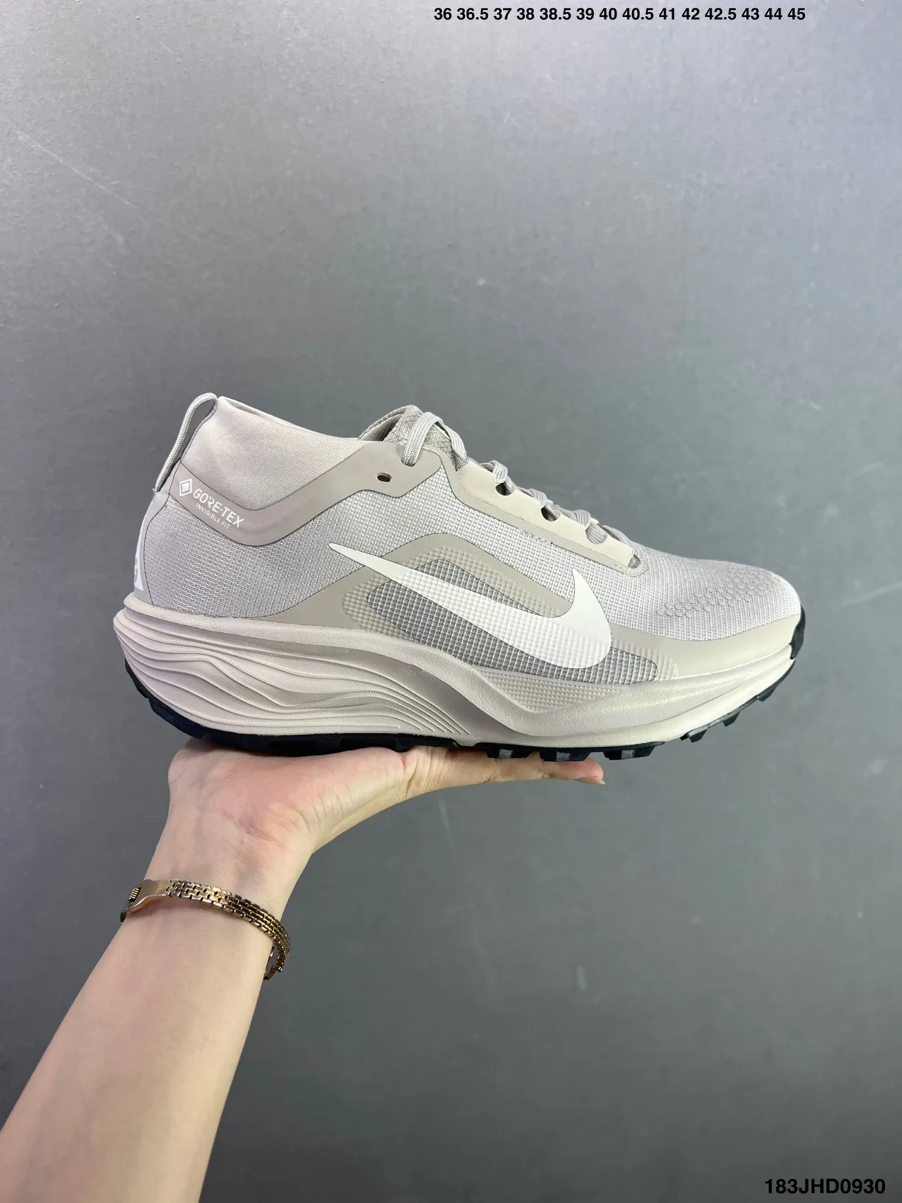 Nike Sneakers in Grey · view 1