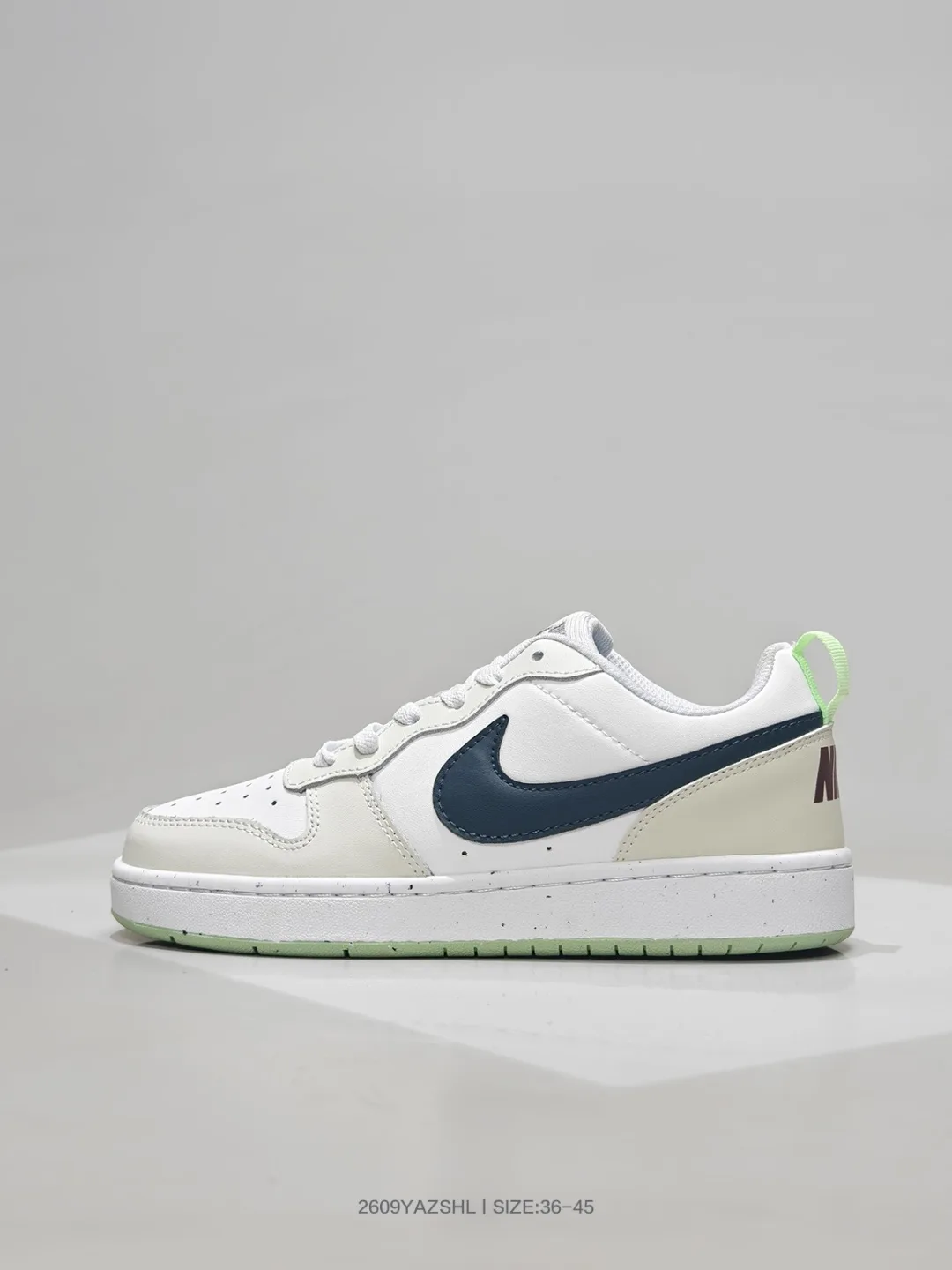 Nike Low-top sneakers in Black & Blue & Cream & White · view 7