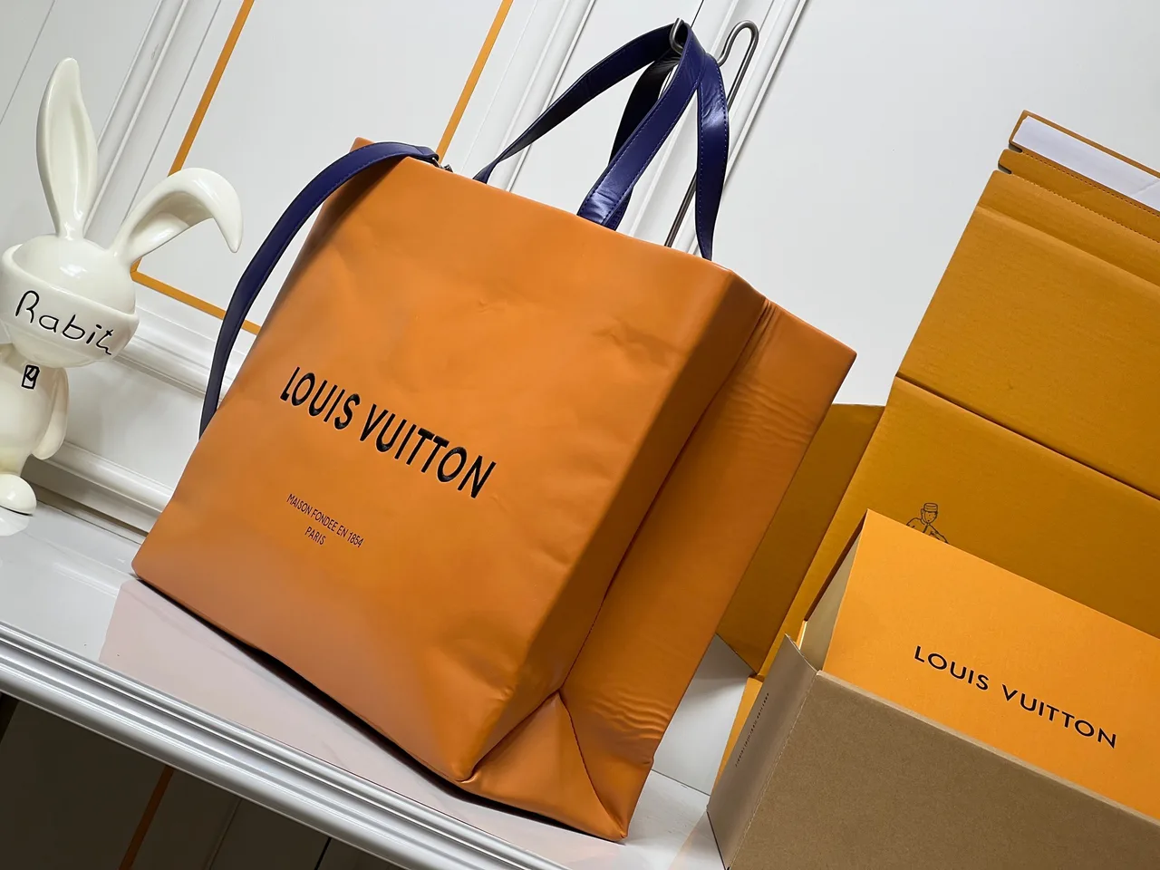 Louis Vuitton Cowhide Tote in Orange · view 3