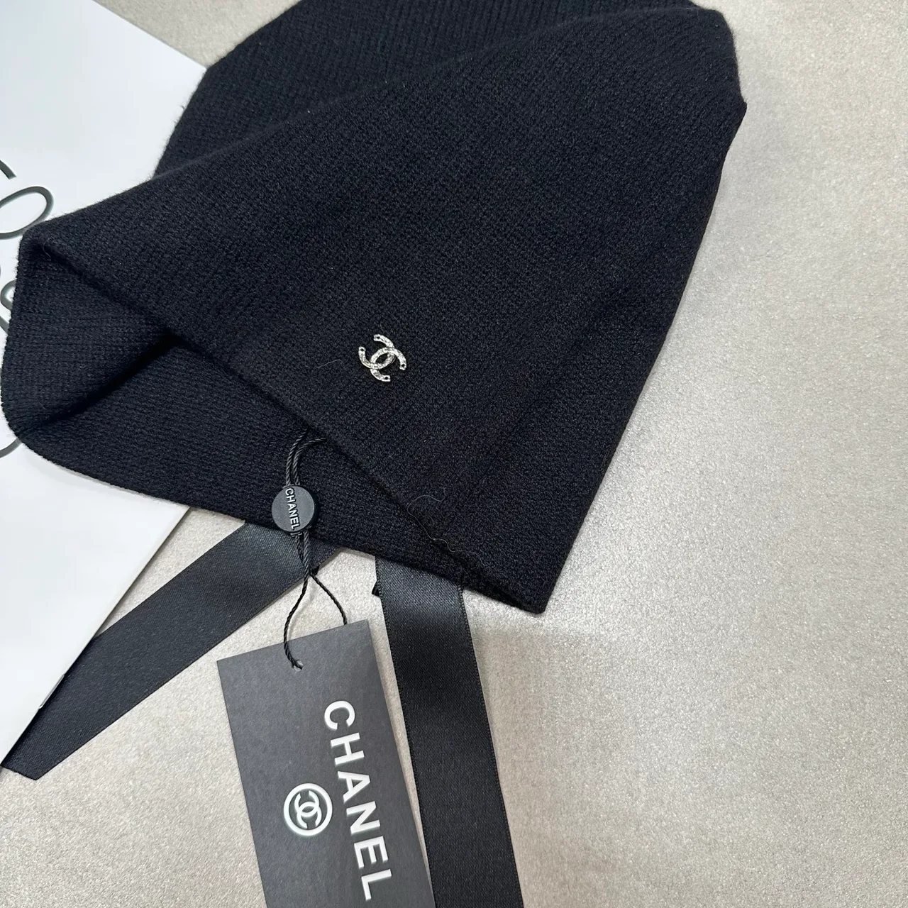 Chanel Wool Ribbed Beanie in Black · view 8
