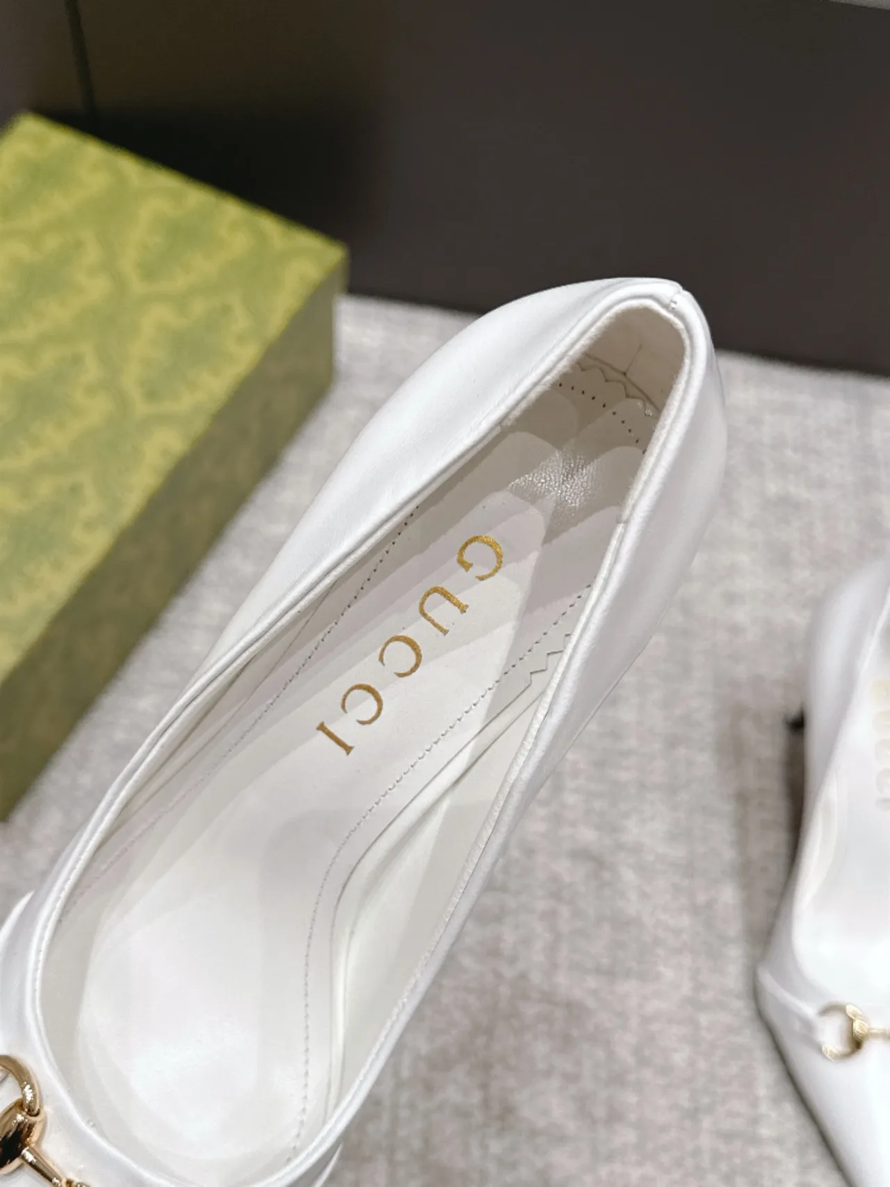 Gucci Sheepskin Horsebit Heel Pumps in White · view 8