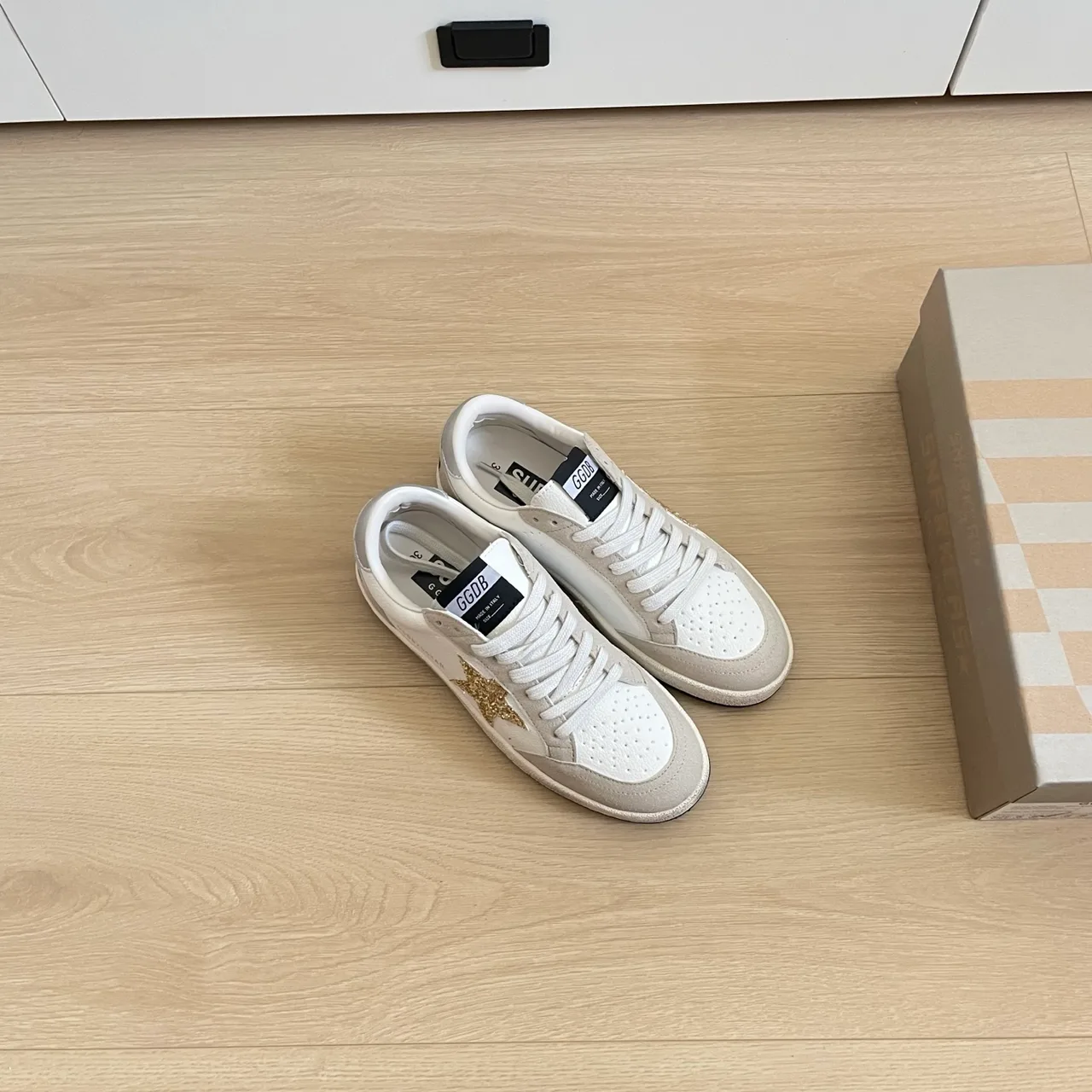 Golden Goose Calfskin Star Low-Top Sneakers in White · view 3