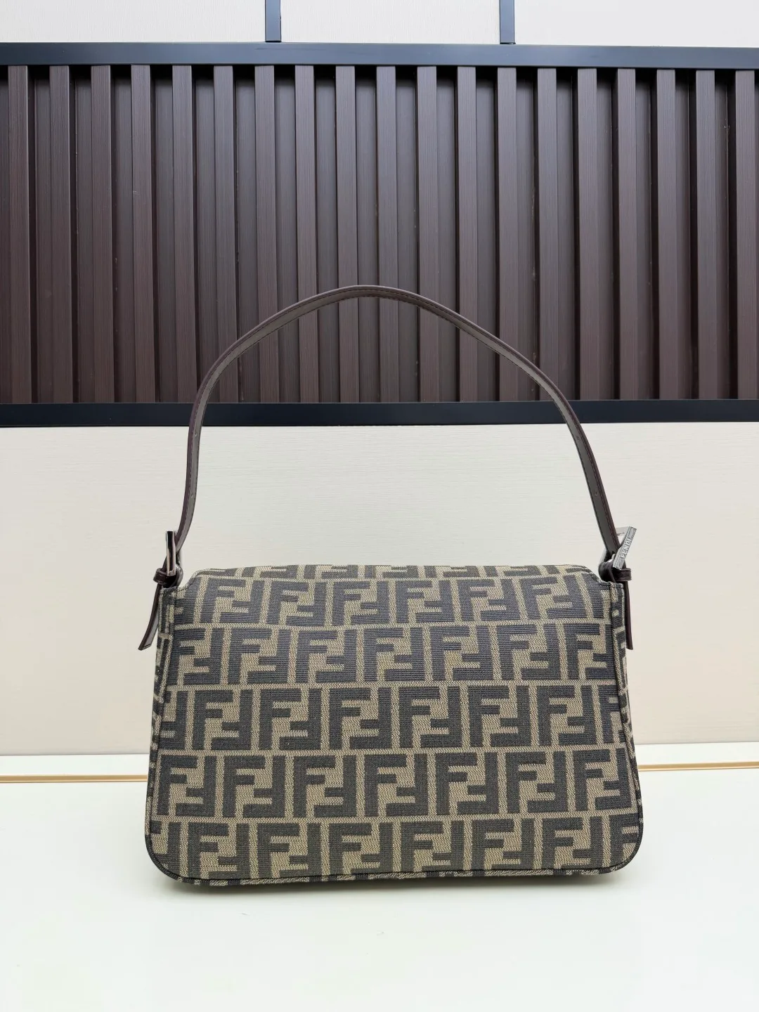 Fendi Baguette Cowhide Shoulder Bag in Beige · view 3