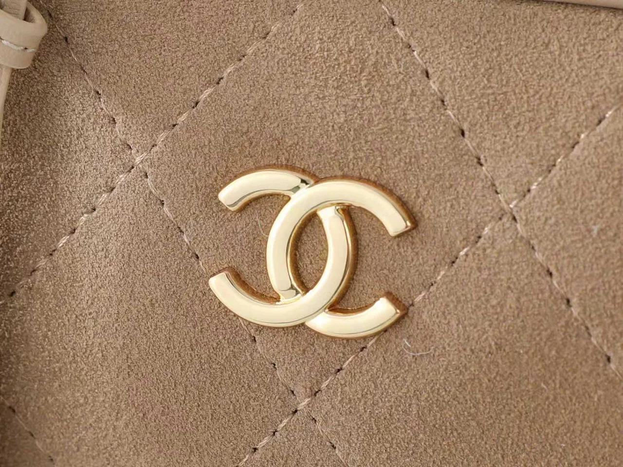 Chanel Quilted Shoulder Bag in Beige · view 5