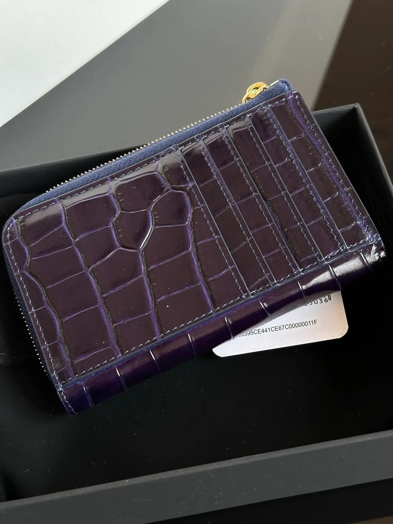 Chanel Glossy Wallet in Purple · view 7