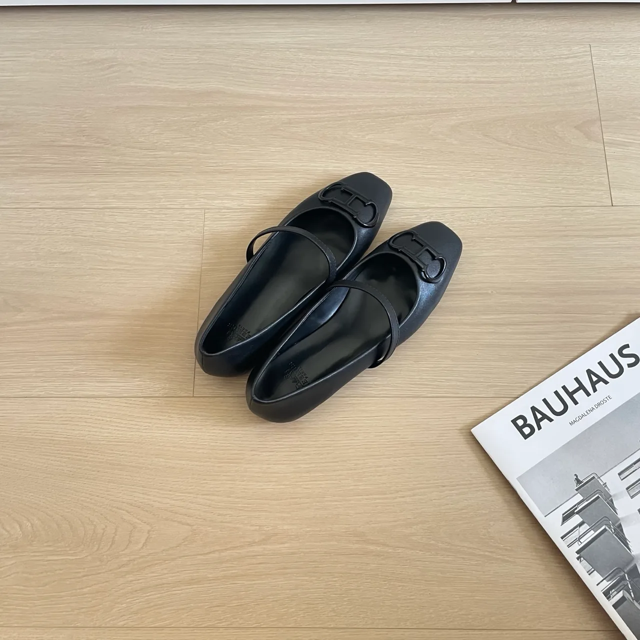 Hermes Leather Glossy Square-Toe Mary Jane Flats in Black · view 5