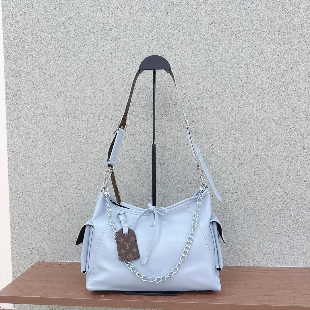 Louis Vuitton 32100 Hobo Bag in White & Blue · view 2