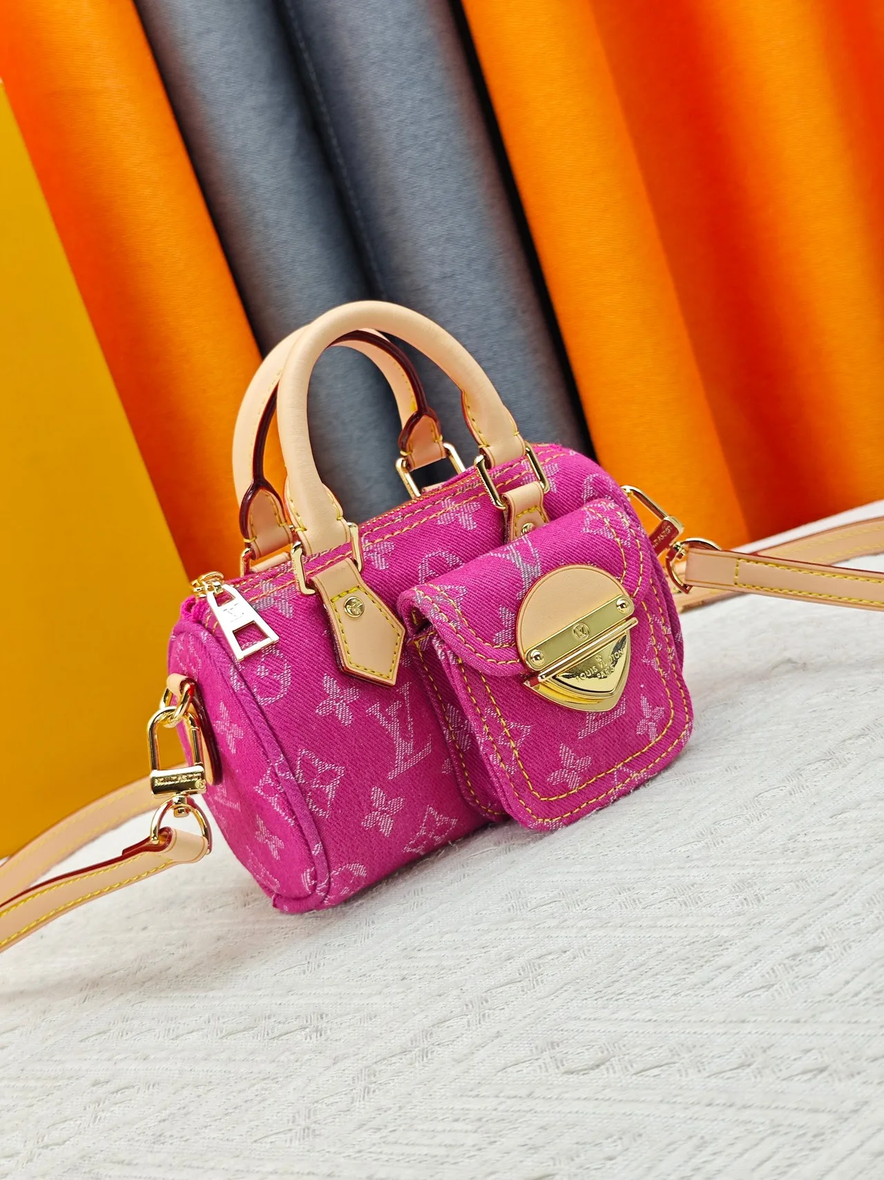 Louis Vuitton Nano Speedy Handbag in Pink · view 2