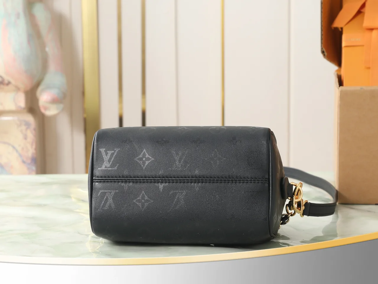 Louis Vuitton Cowhide Quilted Monogram Handbag in Black · view 4