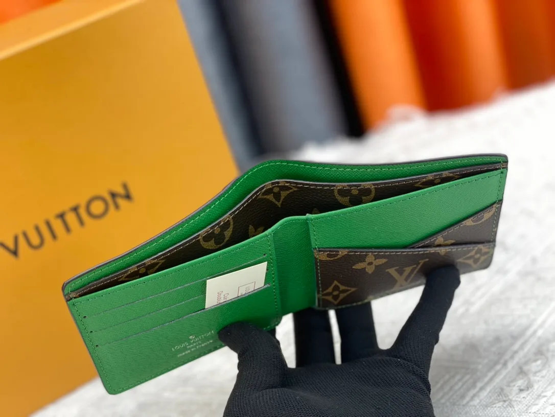 Louis Vuitton Canvas Monogram Wallet in Brown · view 8