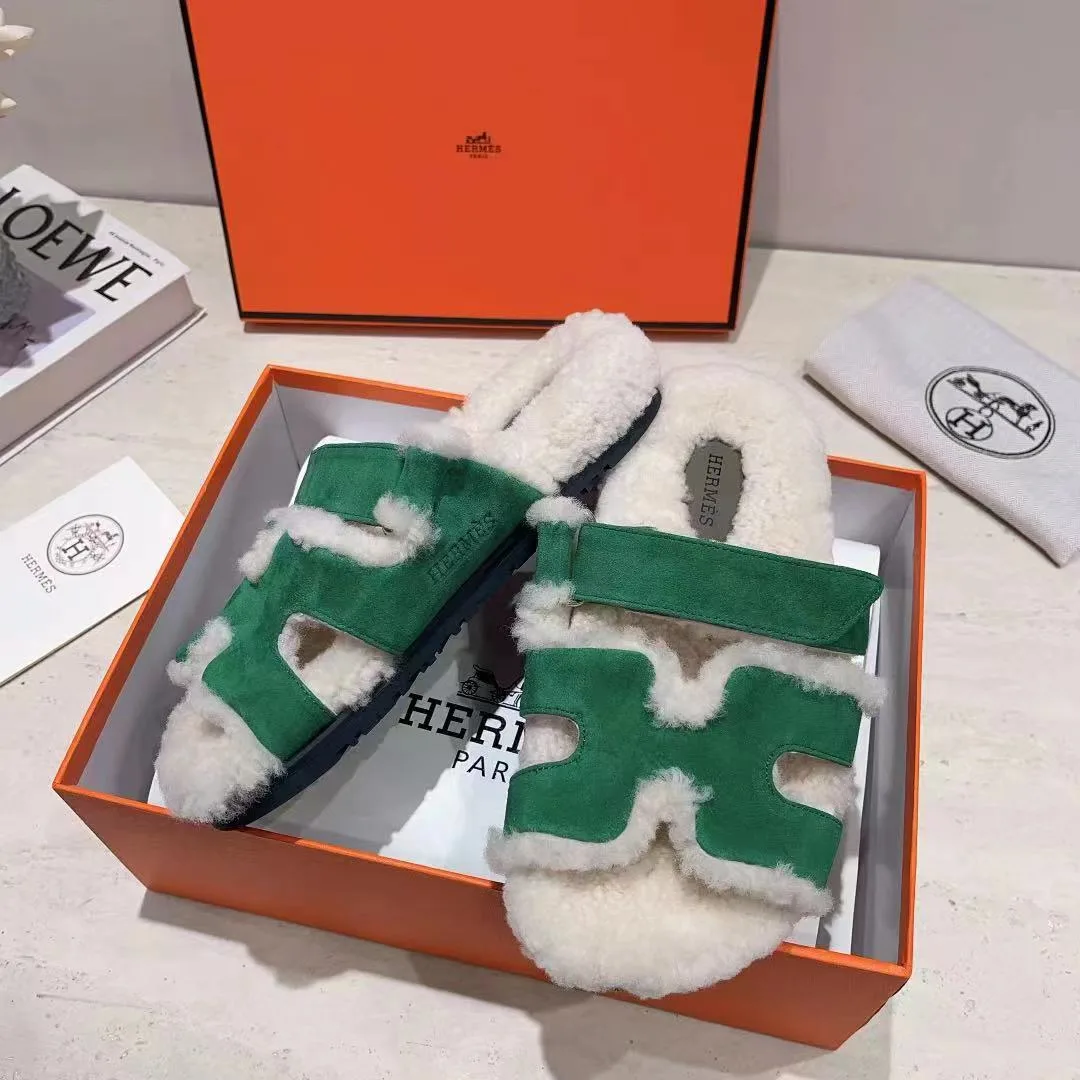 Hermes Sheepskin Chypre Shearling Slides in Green · view 3