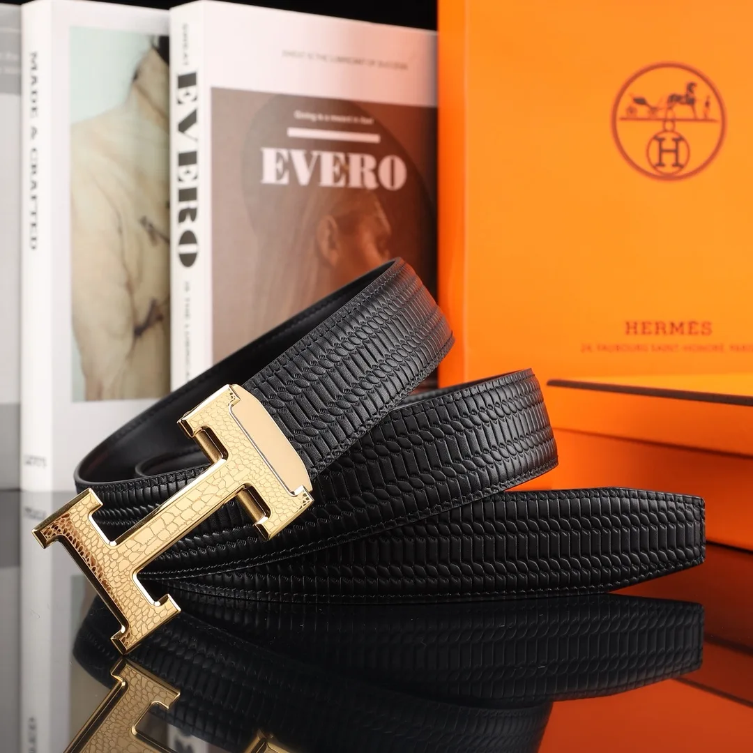Hermes Automatic H Belt in Black · view 2