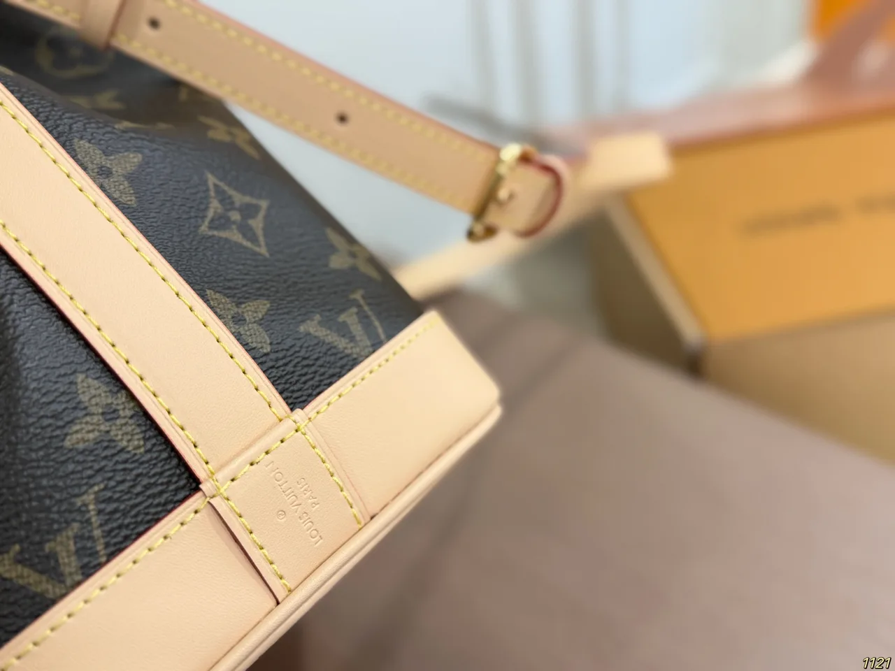 Louis Vuitton Noe Bucket Bag in Brown · view 4