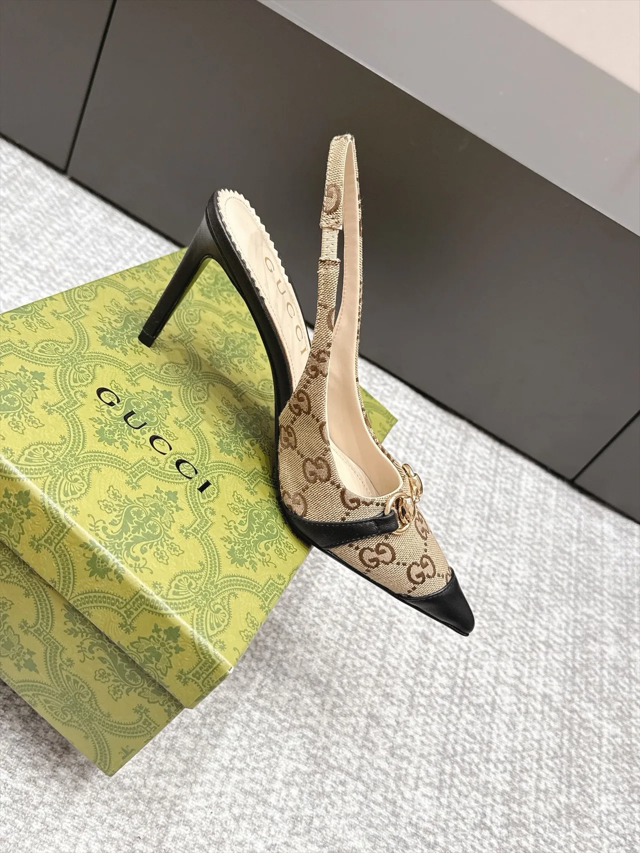 Gucci Slingback Heels in Beige · view 5