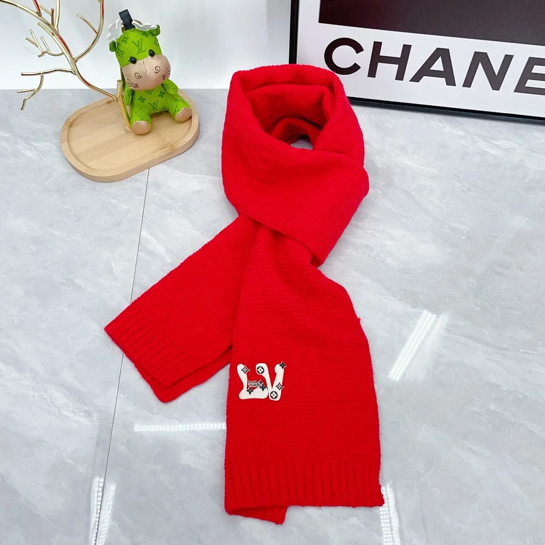 Louis Vuitton 50% Wool 50% Acrylic Ribbed Hat, Scarf and Gloves Set in Red · view 4