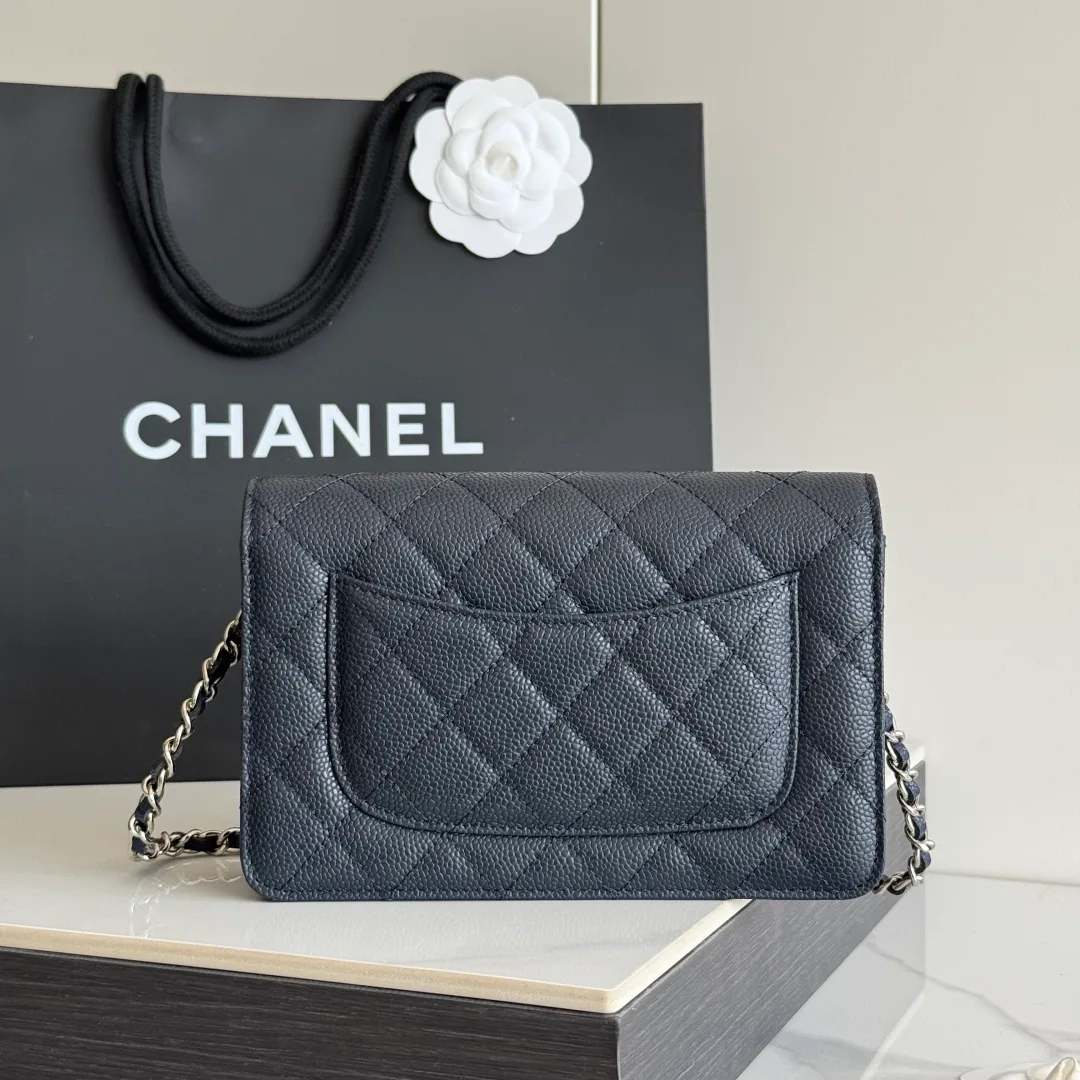 Chanel Calfskin Quilted Clutch in Black · view 3