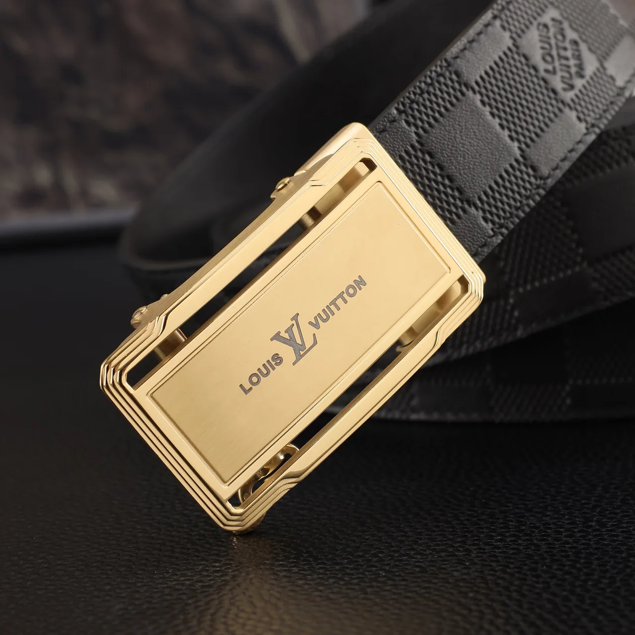 Louis Vuitton Damier Automatic Belt in Black · view 7