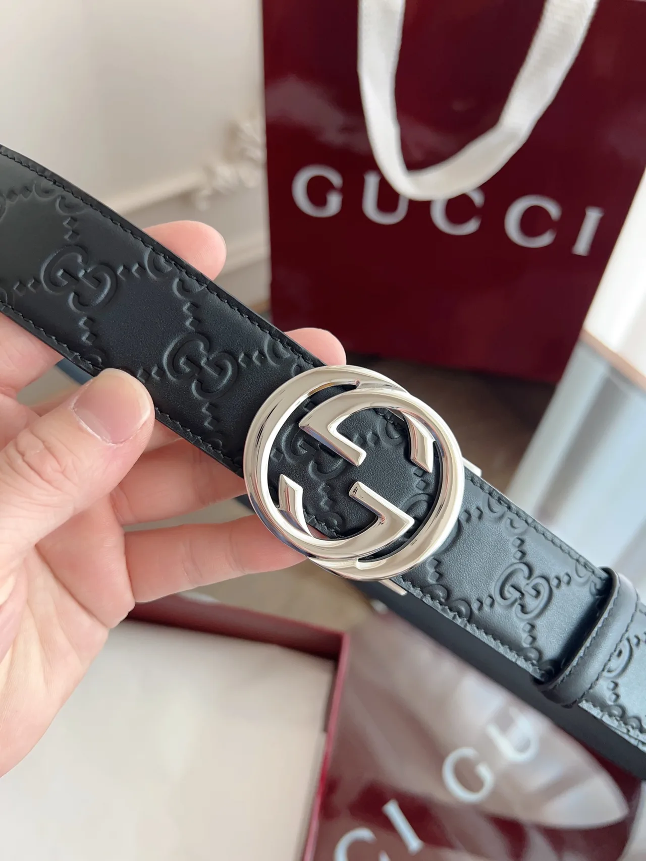 Gucci Cowhide Belt in Black · view 3