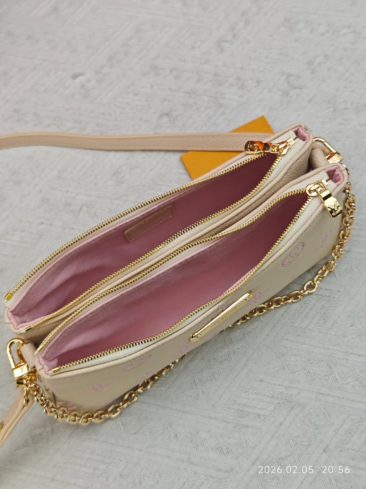 Louis Vuitton Denim Shoulder Bag in Beige · view 8
