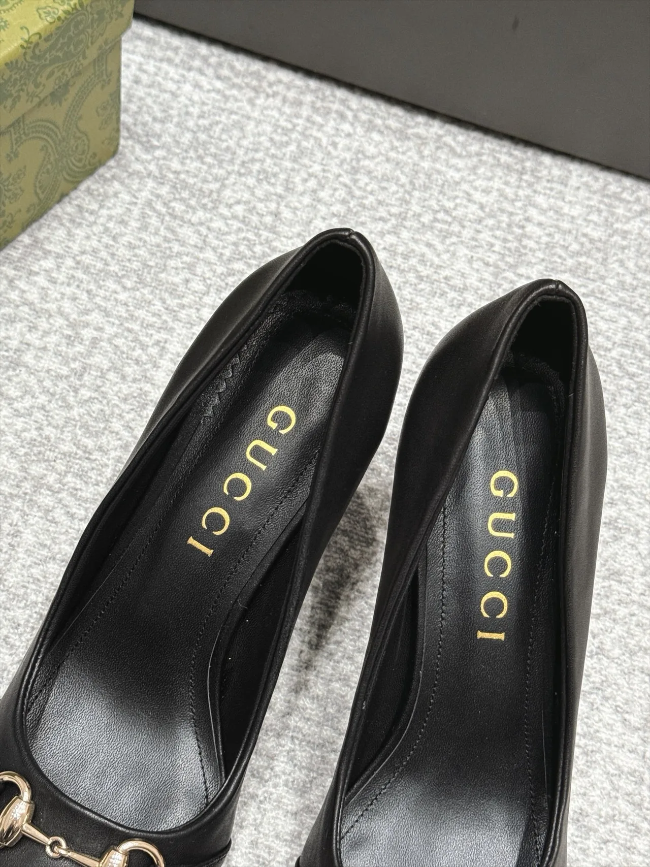 Gucci Sheepskin Horsebit Heel Pumps in Black · view 6
