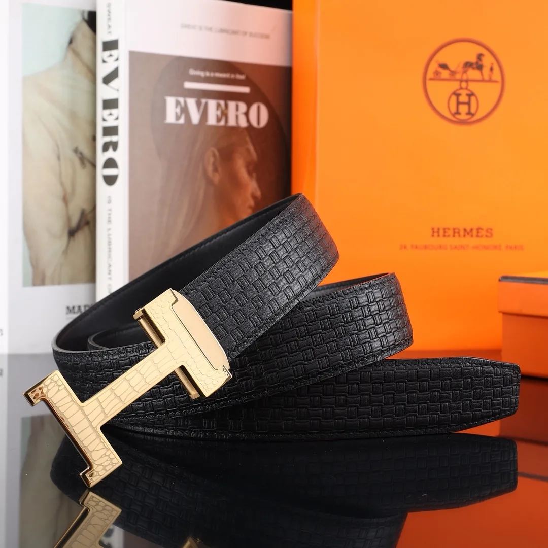 Hermes H Automatic Belt in Black · view 2