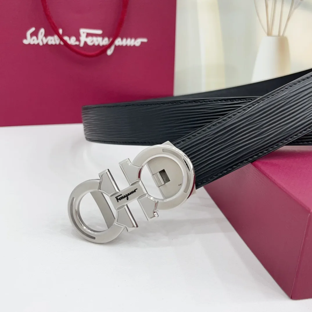 Ferragamo Calfskin Glossy Belt in Black · view 4