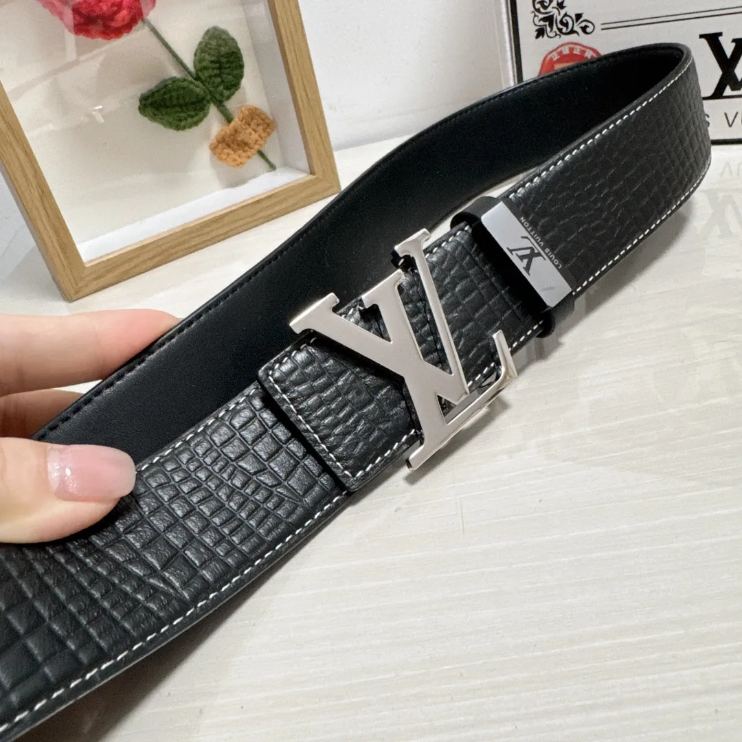 Louis Vuitton Cowhide Belt in Black · view 6
