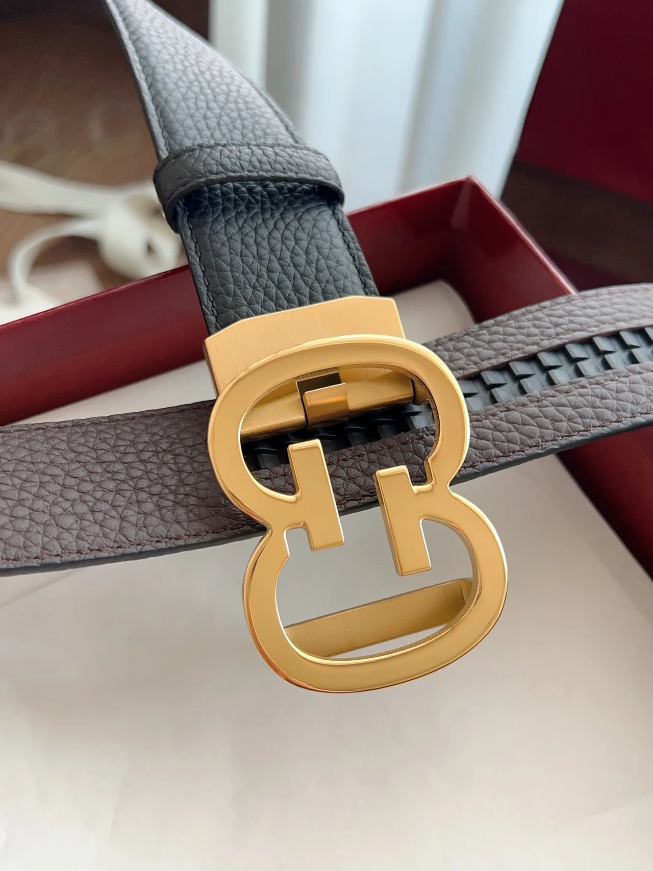Gucci GG buckle belt in Black · view 4