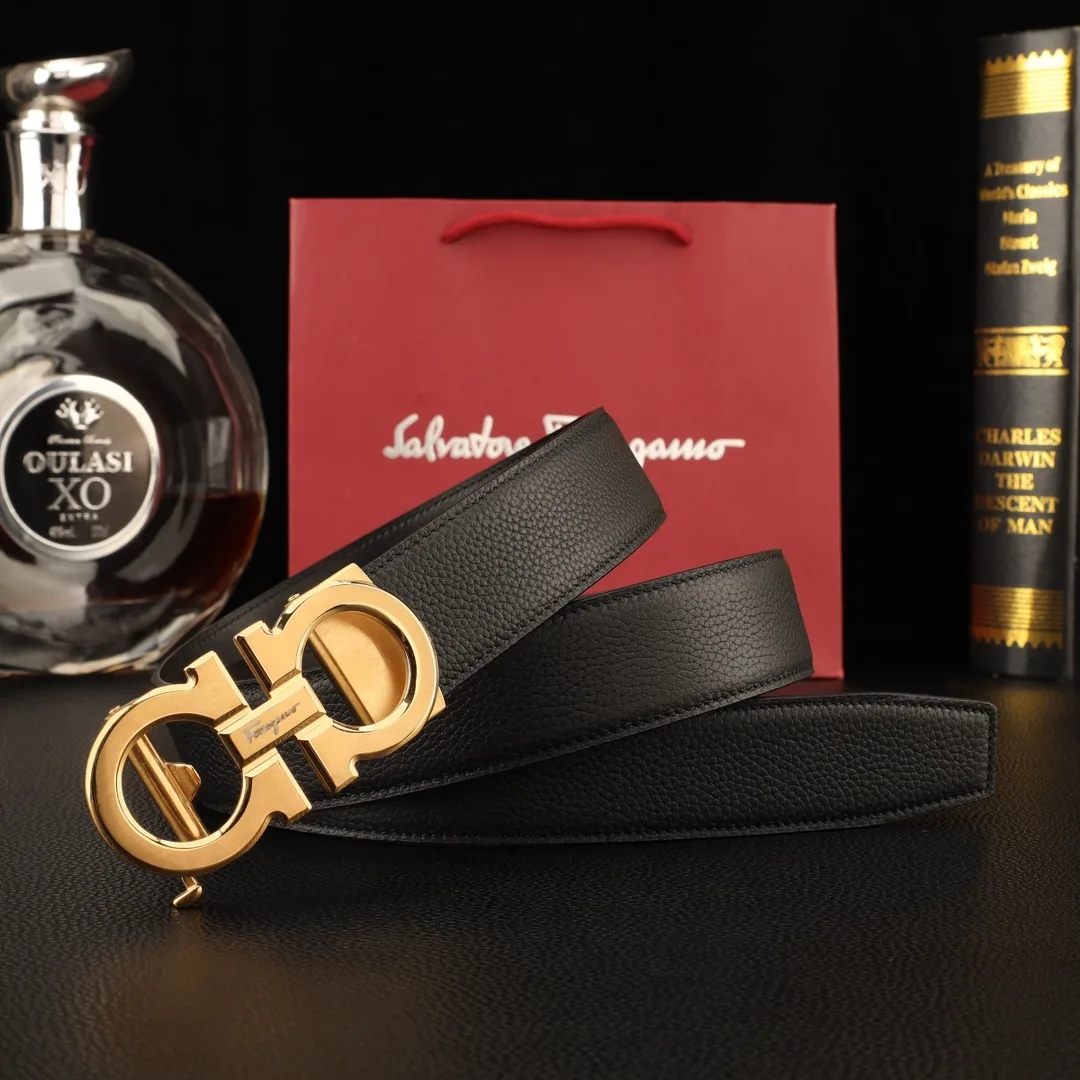 Ferragamo Smooth automatic Gancini belt in Black · view 2