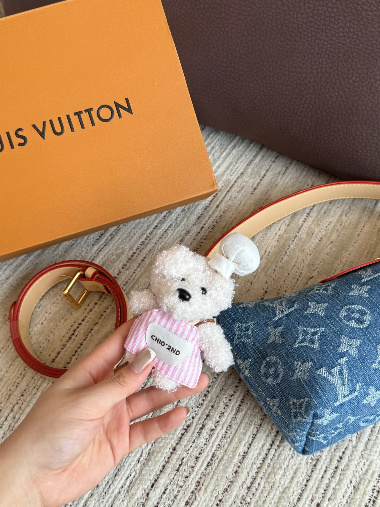 Louis Vuitton Hobo Bag in Blue · view 5