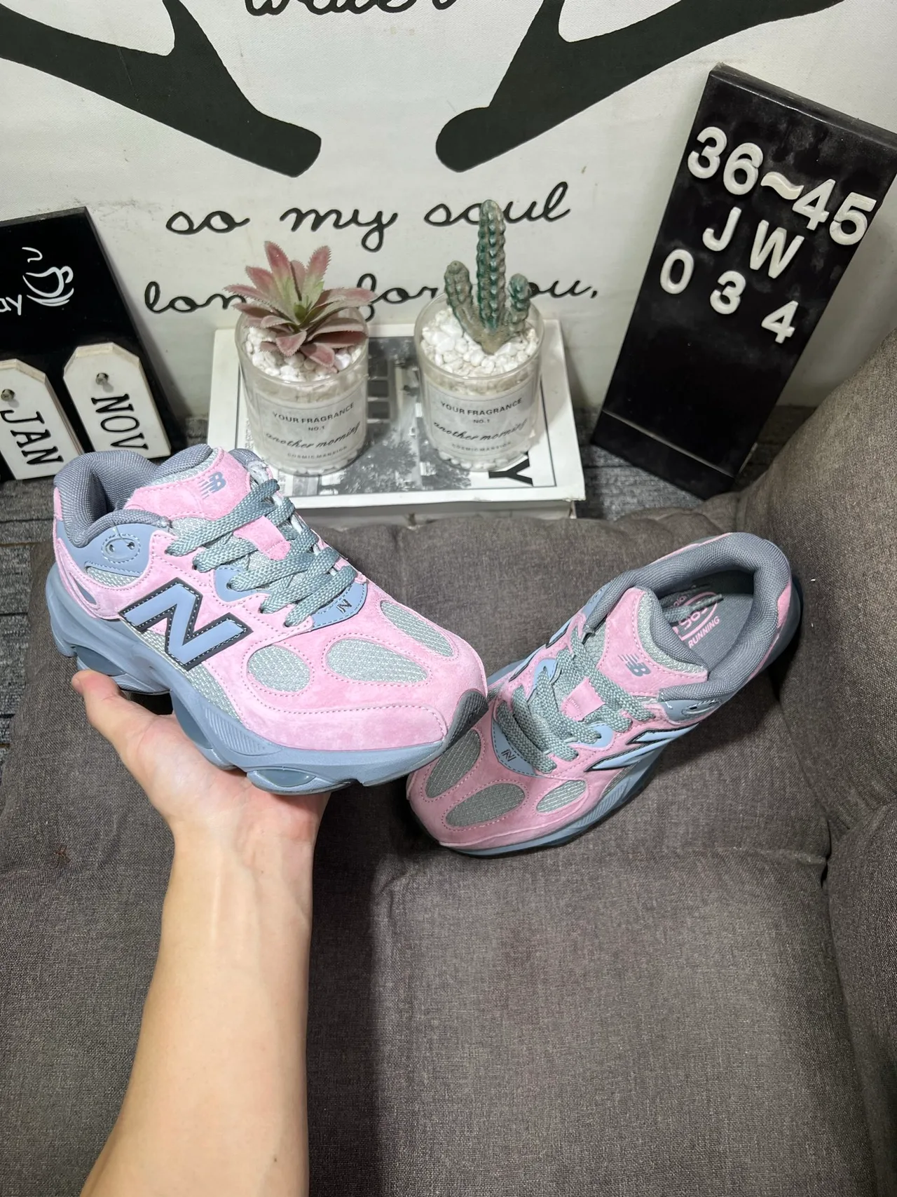 New Balance Sneakers in Pink · view 5