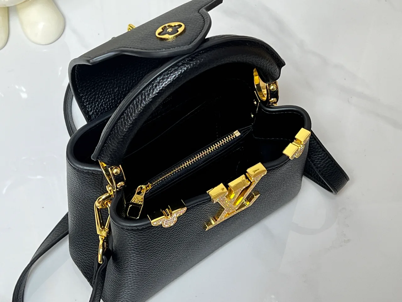 Louis Vuitton Leather Smooth Top-Handle Bag in Black · view 8