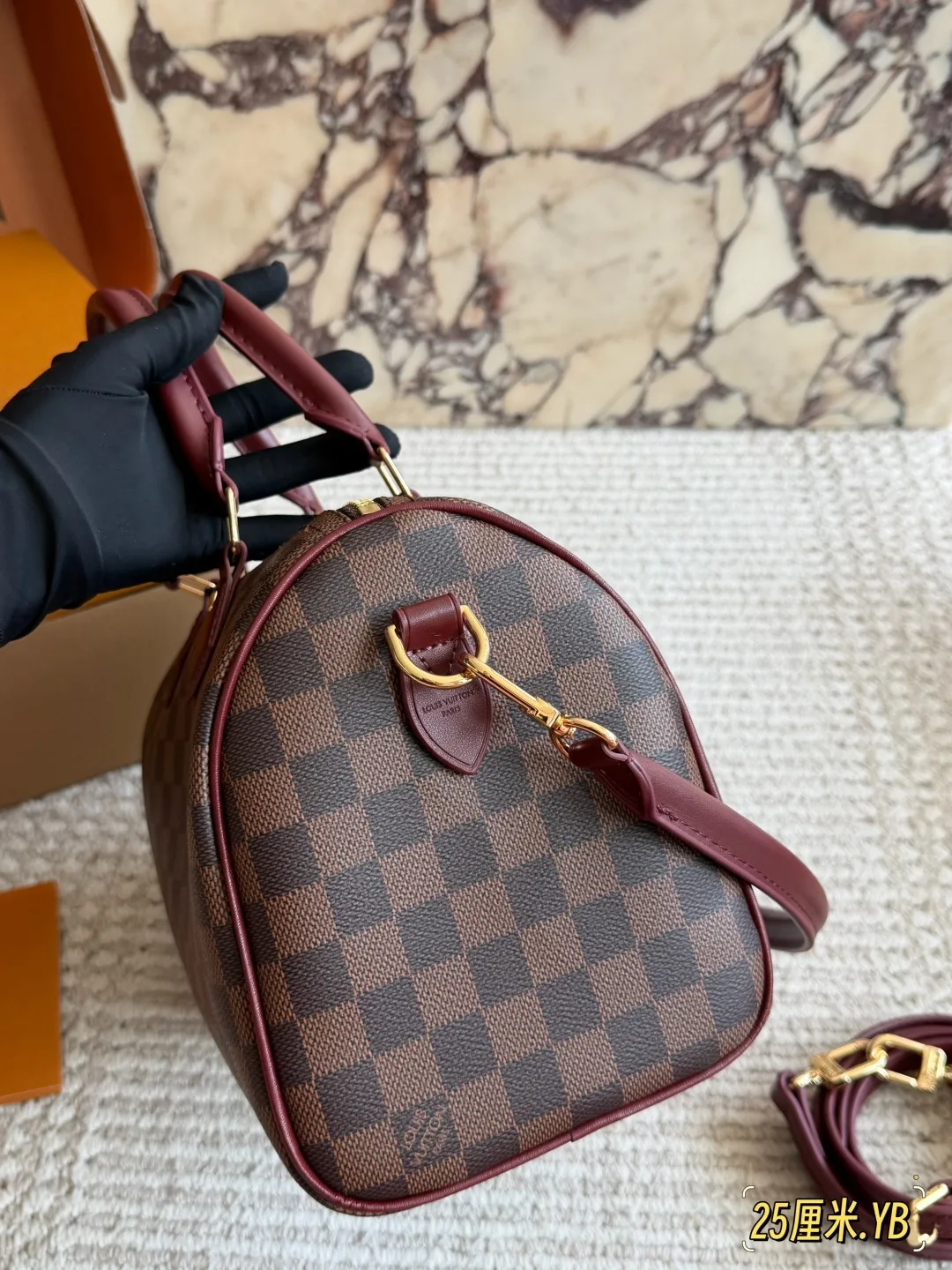 Louis Vuitton Speedy 30 Pillow Handbag in Brown · view 5