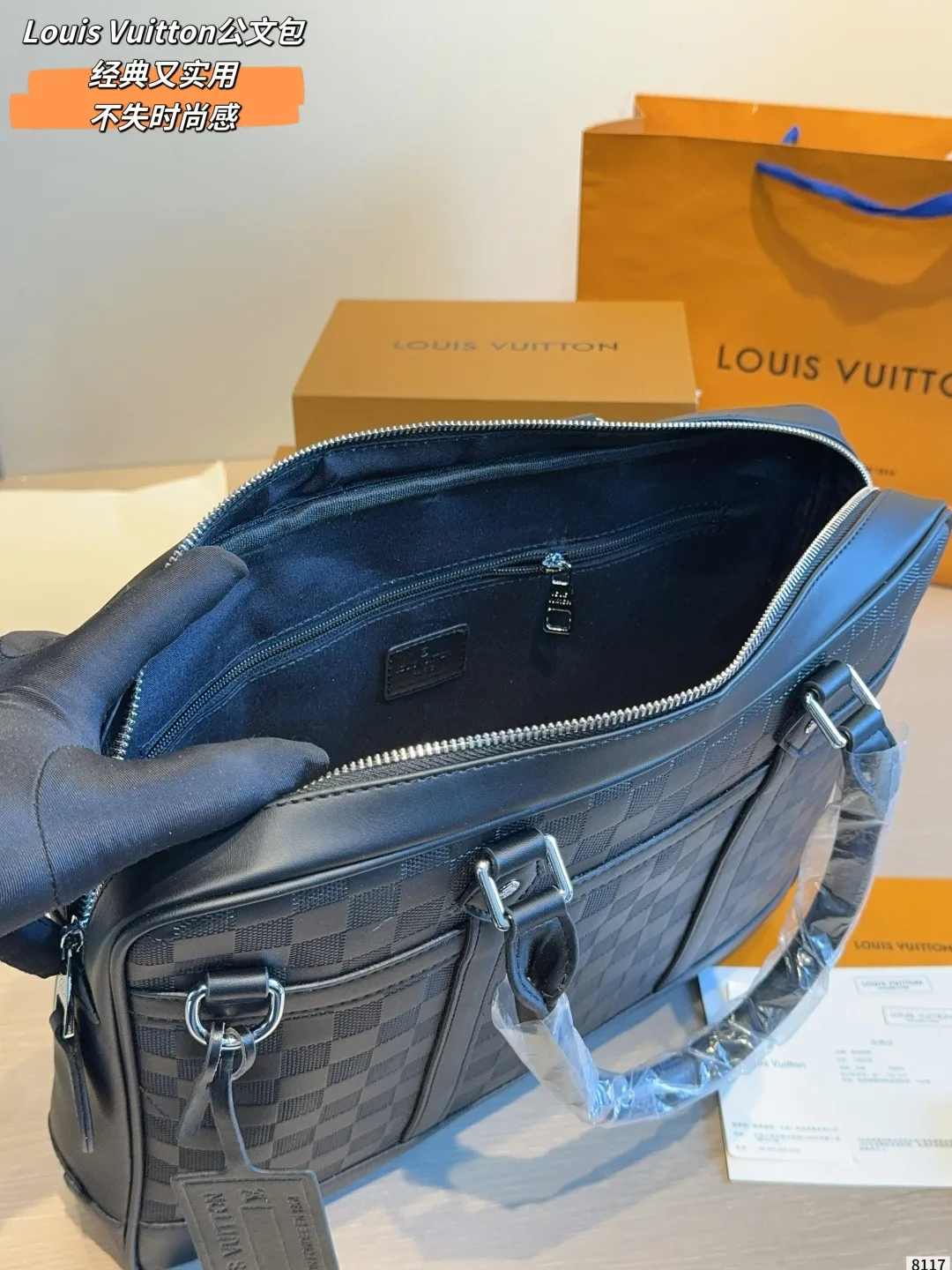Louis Vuitton Briefcase in Blue · view 9