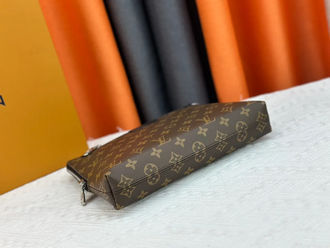 Louis Vuitton Canvas Clutch in Brown · view 4