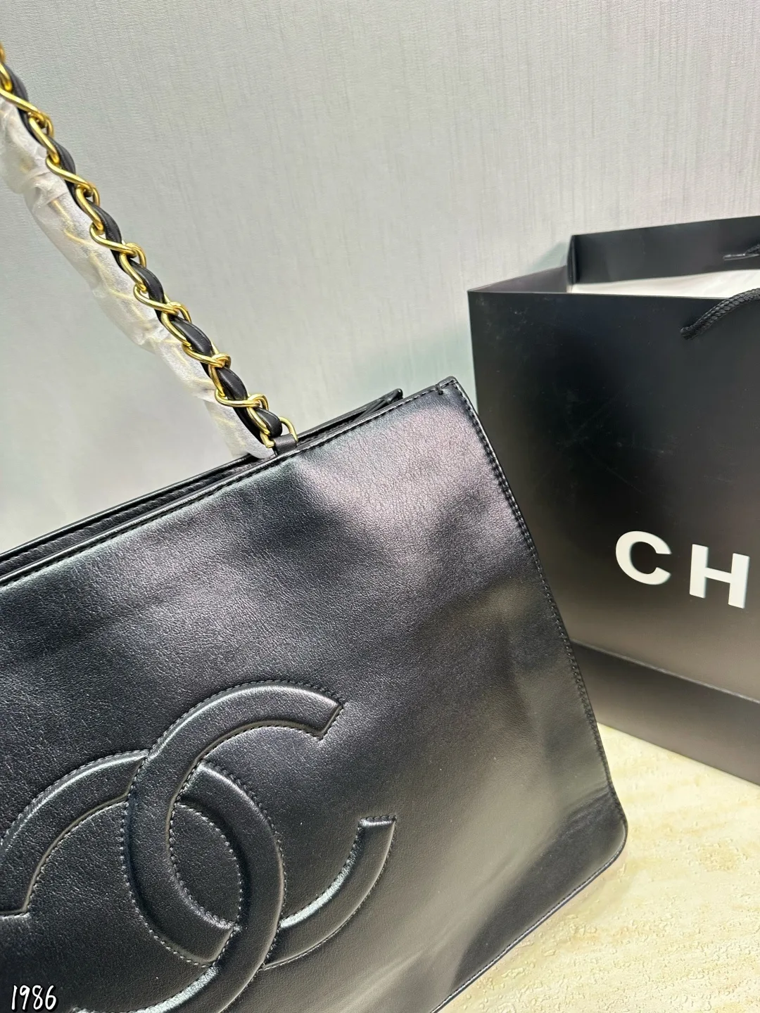 Chanel Sheepskin Tote in Black · view 7