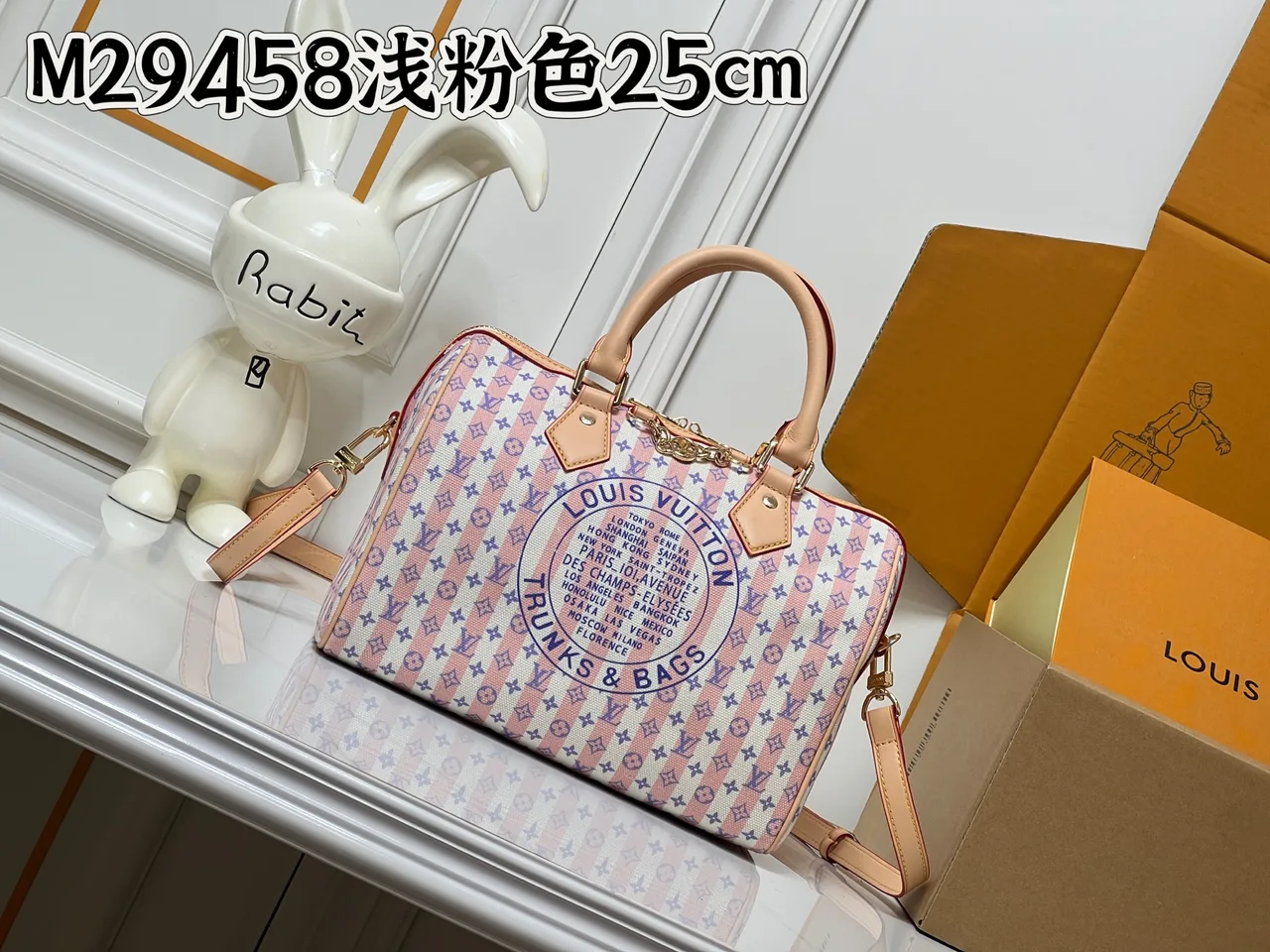 Louis Vuitton Speedy Cowhide Sheepskin Monogram Handbag in Pink · view 1