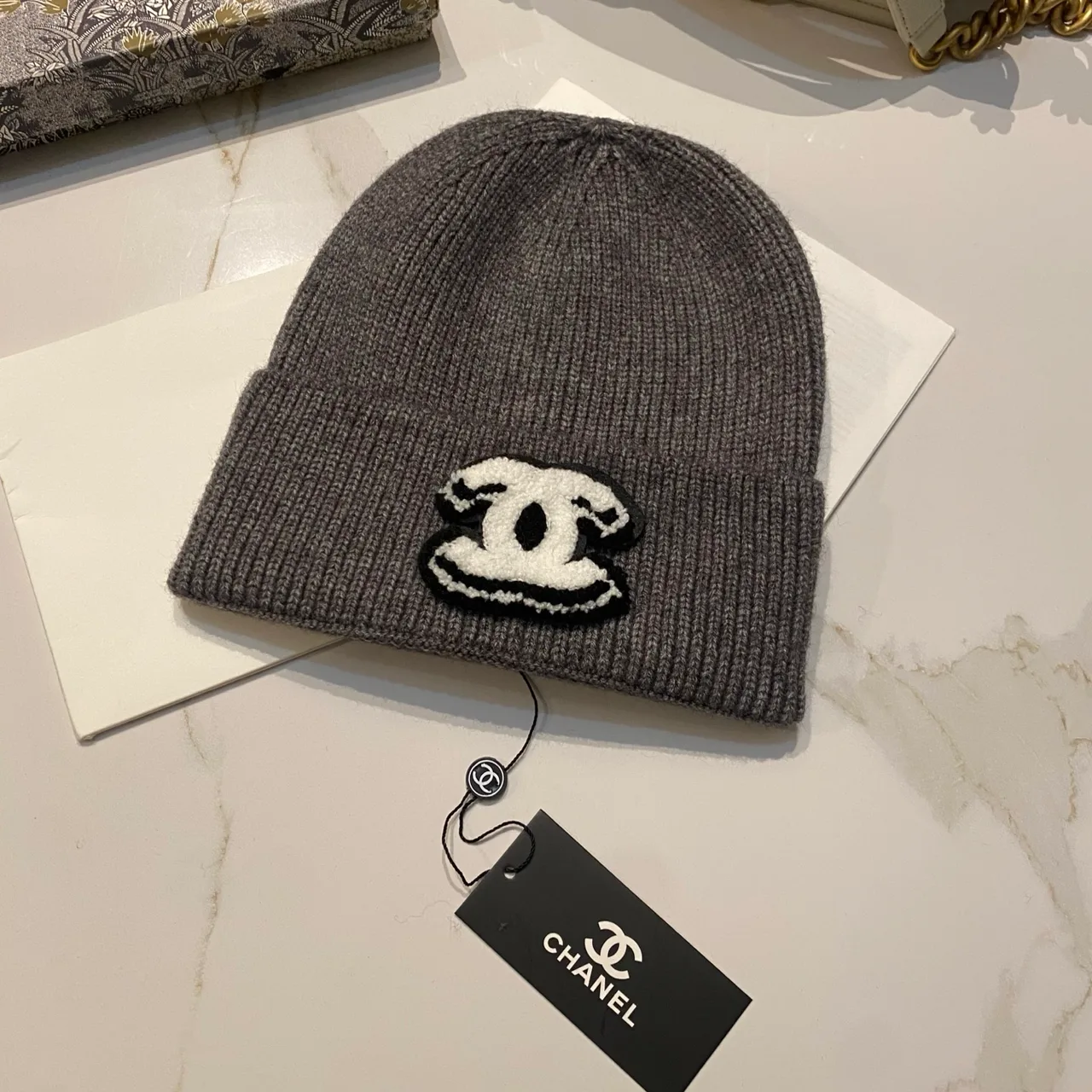 Chanel CC knit beanie in Black / White / Red / Grey / Beige / Tan · view 4