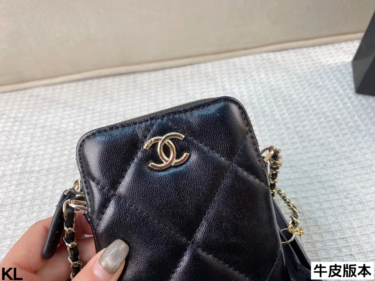 Chanel Cowhide Phone Pouch in Black · view 5