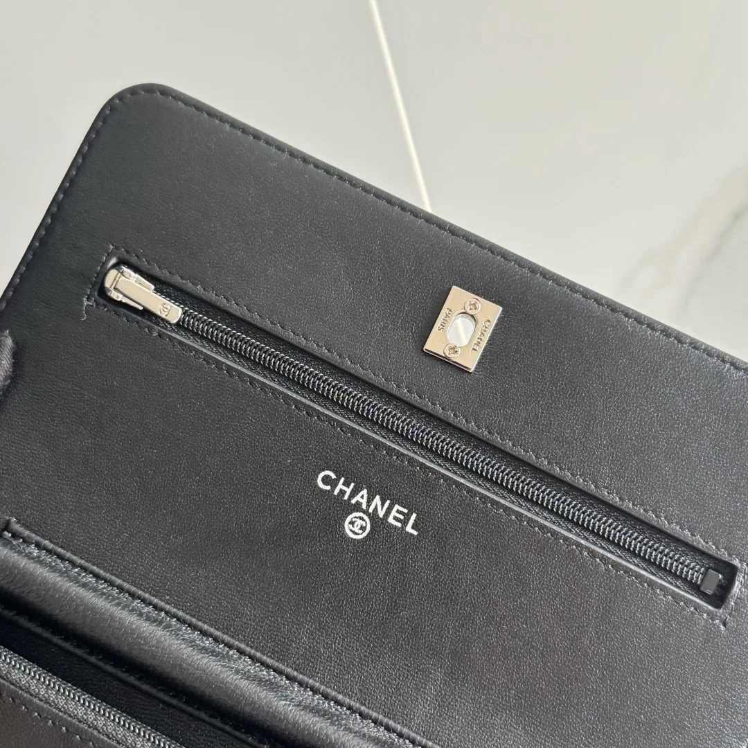 Chanel Calfskin Quilted Glossy Clutch in Black · view 8