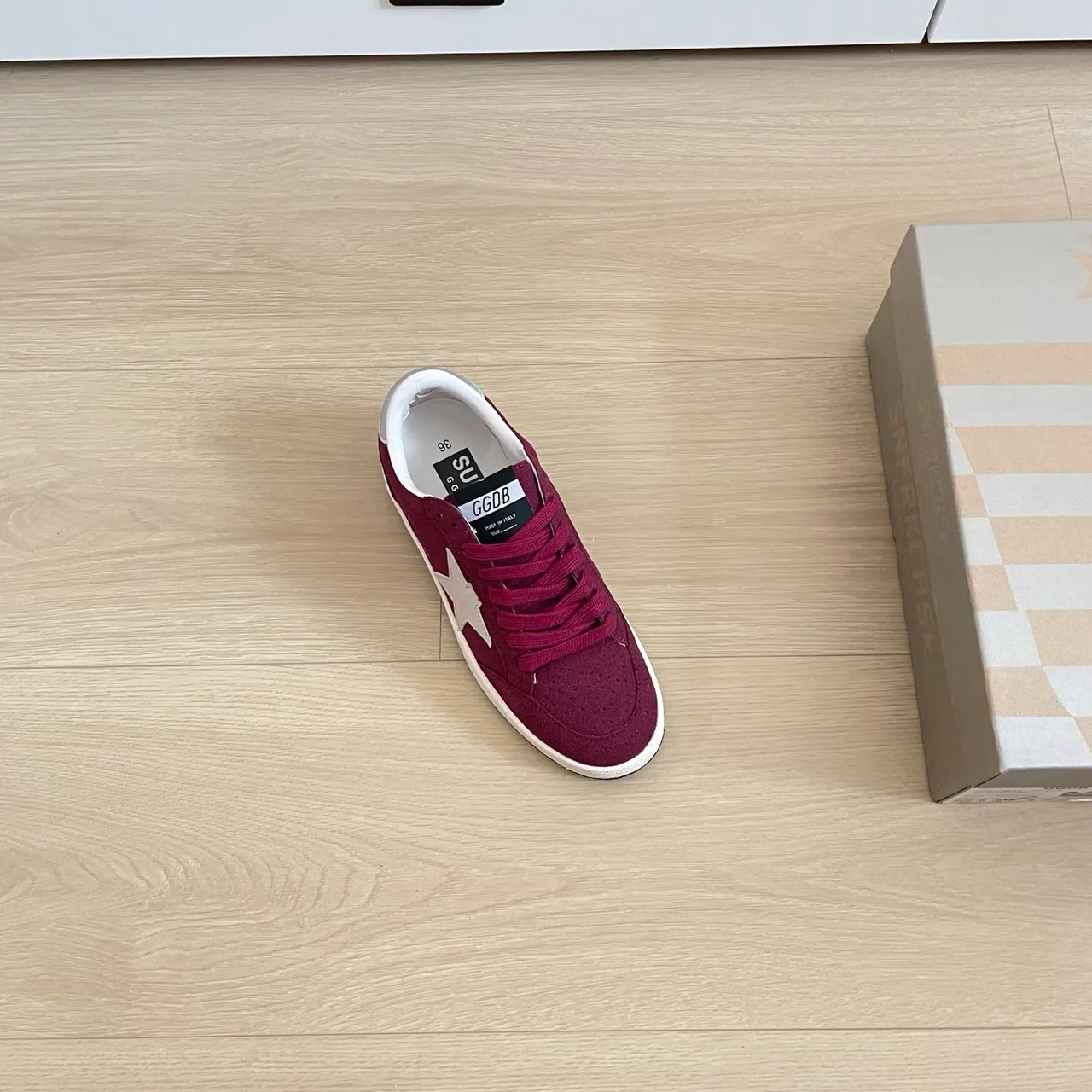 Golden Goose Sneakers in Burgundy · view 5